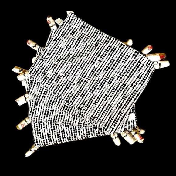 4 Piece Placemat Set - Picture 1 of 5